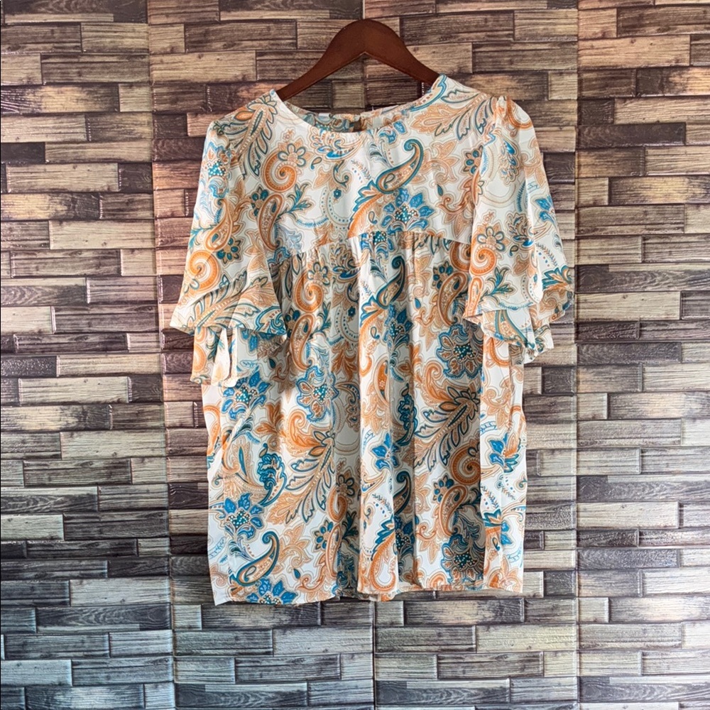 NWT Dokotoo Floral Large Paisley Women's Top
